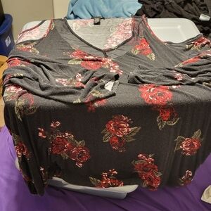 Torrid cold shoulder long sleeve size 4 shirt